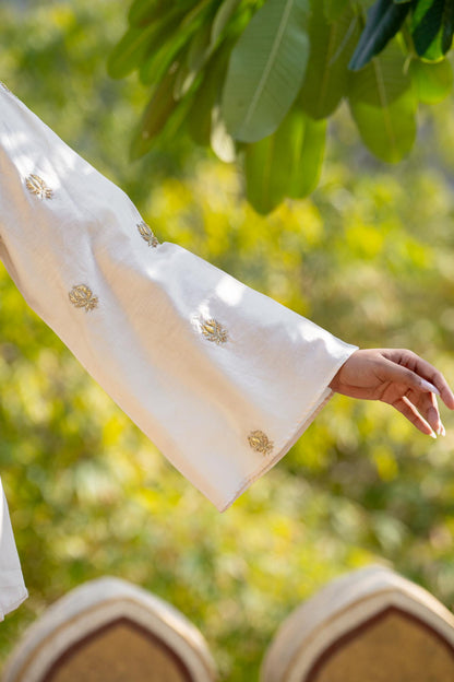 Hand-Embroidered shrug